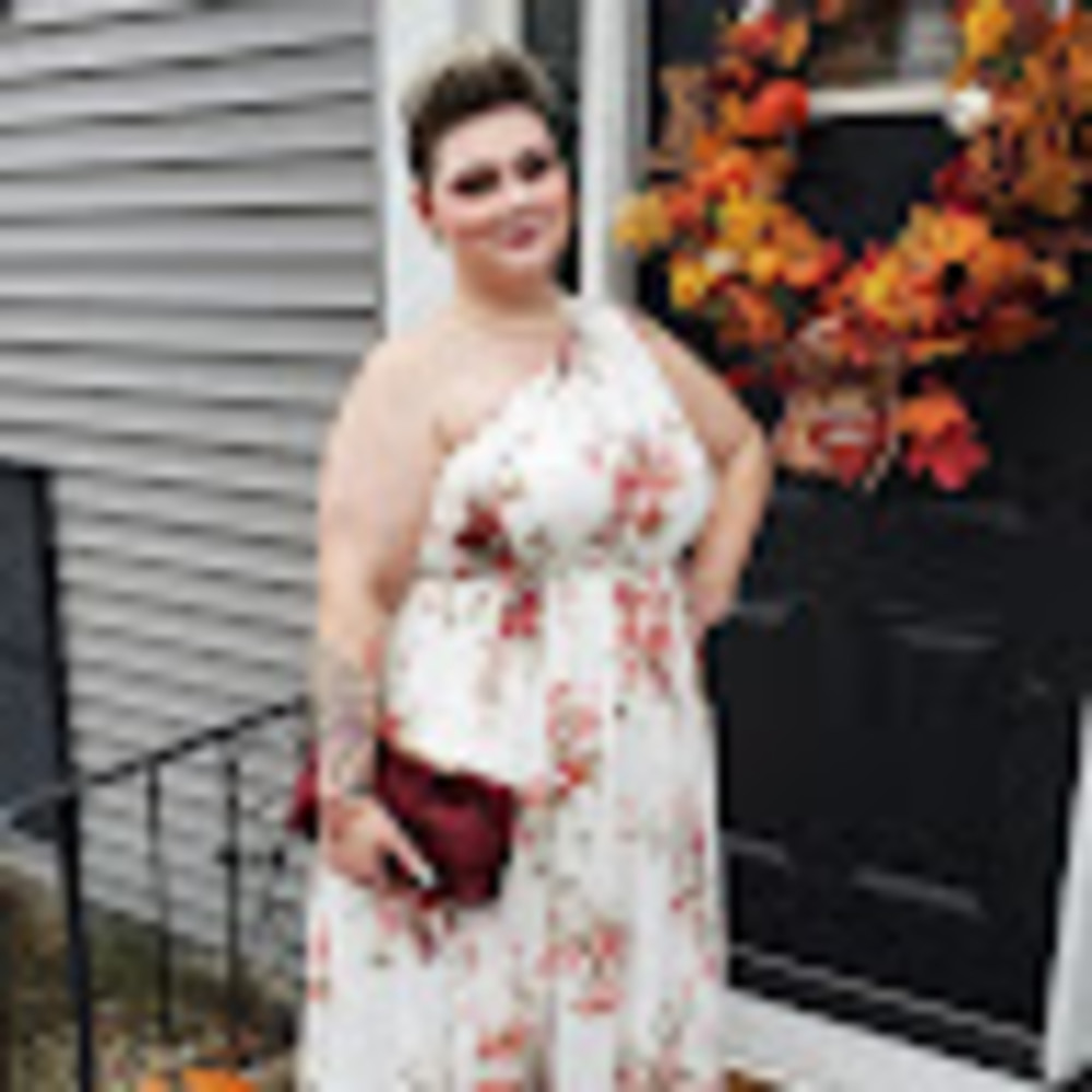 Meet your Posher, Alli